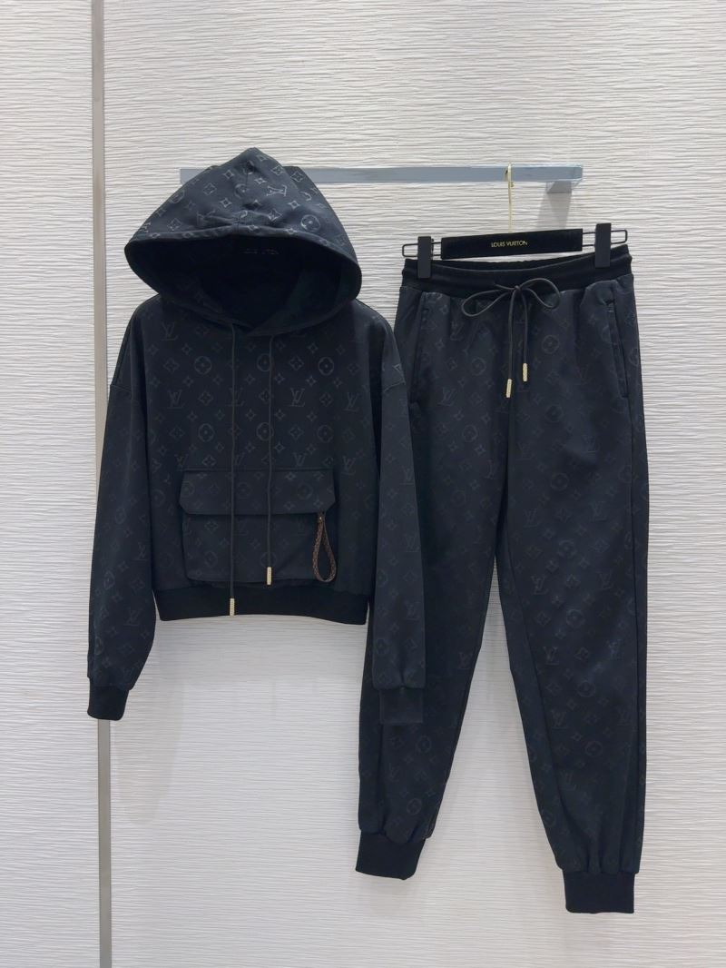 Louis Vuitton Long Suits